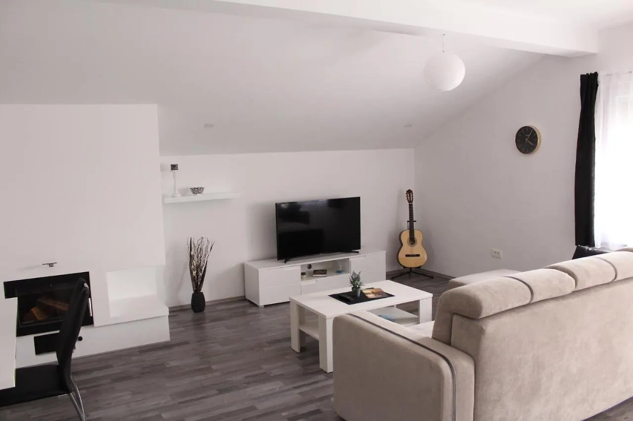 זאדאר Top Floor Apartment קרואטיה