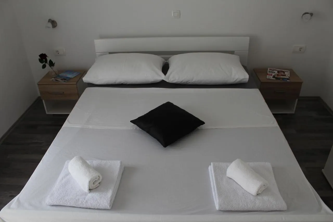 זאדאר Top Floor Apartment