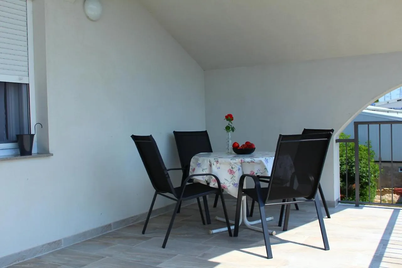 זאדאר Top Floor Apartment
